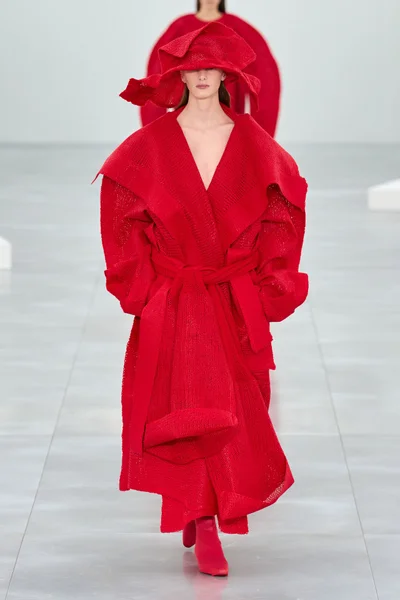 Look 49